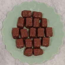 Load image into Gallery viewer, Buttery Vanilla Karamels Hand Dipped In Milk Chocolate