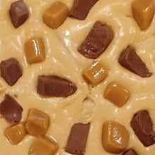 Load image into Gallery viewer, Peanut-Butter Chocolate Karamel Fudge