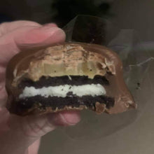 Load image into Gallery viewer, Double Dipped Milk Chocolate Double Stuffed Oreo Cookies With A Layer Of Buttery Vanilla Karamel
